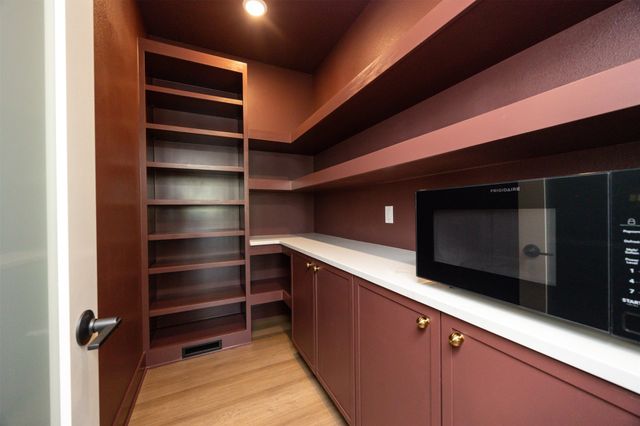 2920 NW 27th Court, Ankeny, IA 50023