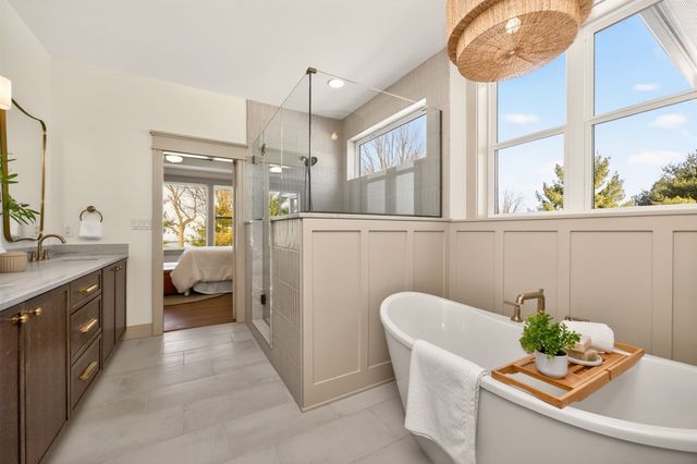 2920 NW 27th Court, Ankeny, IA 50023