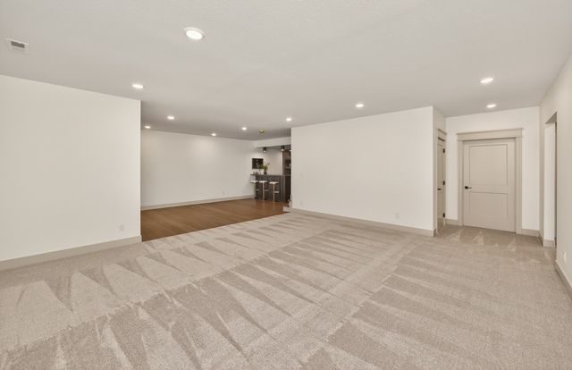 2920 NW 27th Court, Ankeny, IA 50023