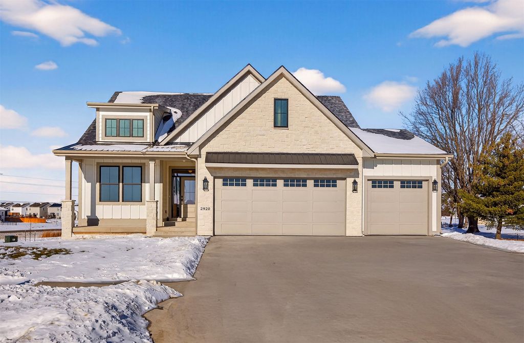 2920 NW 27th Court, Ankeny, IA 50023