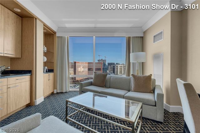 2000 North Fashion Show Drive 3101, Las Vegas, NV 89109