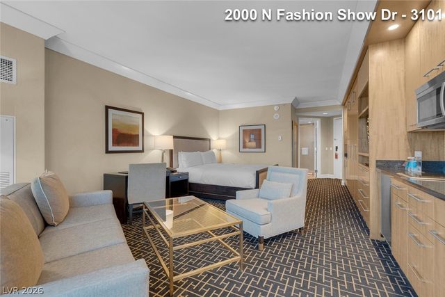 2000 North Fashion Show Drive 3101, Las Vegas, NV 89109