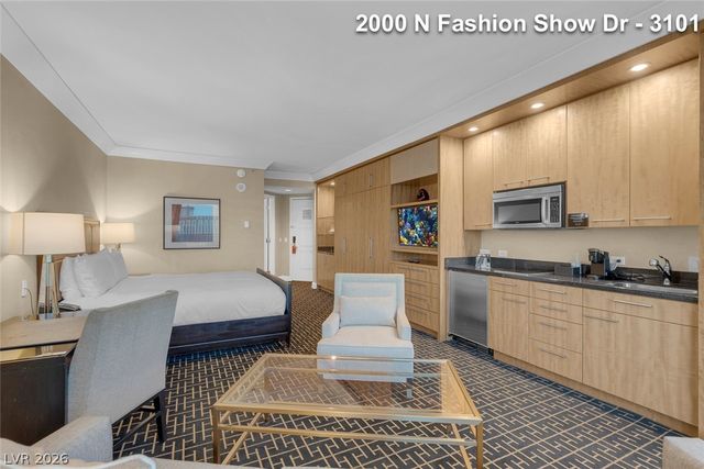 2000 North Fashion Show Drive 3101, Las Vegas, NV 89109