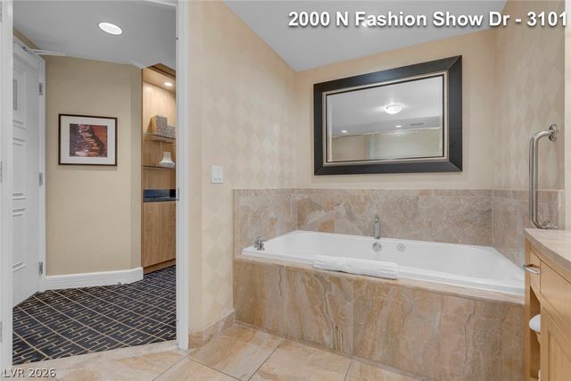2000 North Fashion Show Drive 3101, Las Vegas, NV 89109