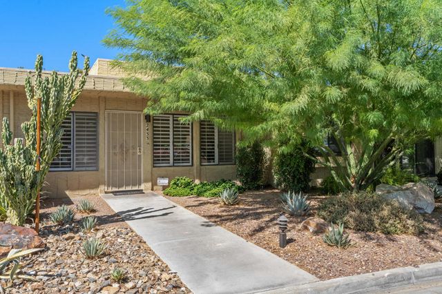 2433 Los Patos Drive, Palm Springs, CA 92264
