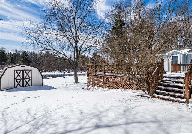 2675 W Lily Lake Road, Harrison, MI 48625