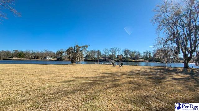 150 TIMBERLAKE DR, Florence, SC 29501