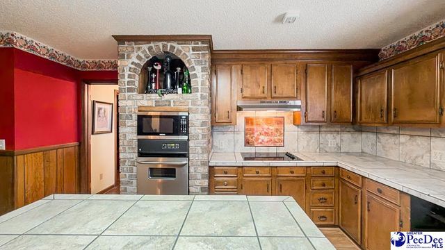 150 TIMBERLAKE DR, Florence, SC 29501