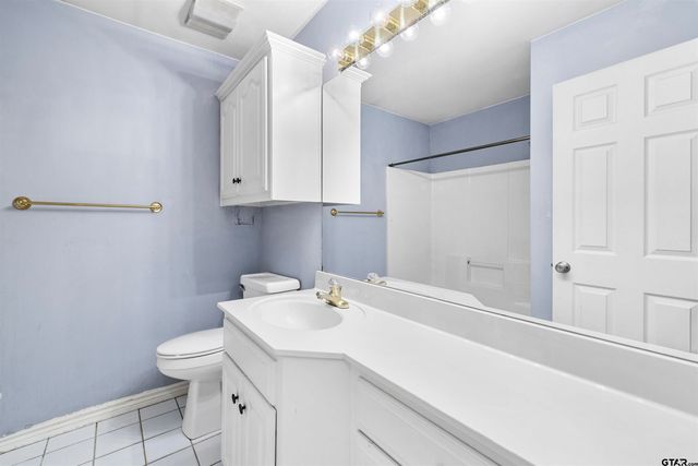 4108 CR 427, Tyler, TX 75704