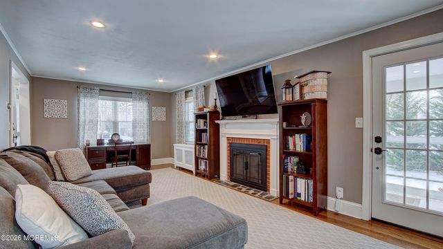 52 Rumson Place, Little Silver, NJ 07739