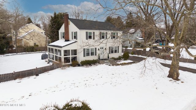 52 Rumson Place, Little Silver, NJ 07739