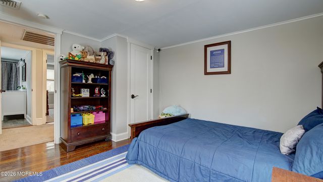 52 Rumson Place, Little Silver, NJ 07739