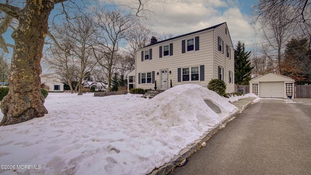 52 Rumson Place, Little Silver, NJ 07739