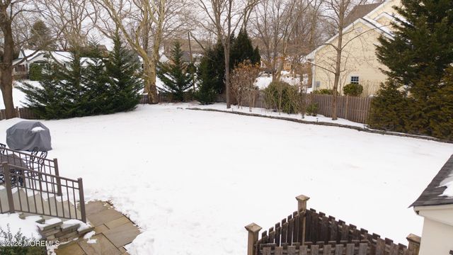 52 Rumson Place, Little Silver, NJ 07739