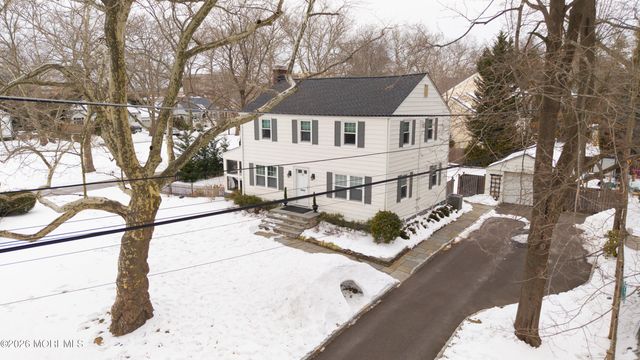 52 Rumson Place, Little Silver, NJ 07739