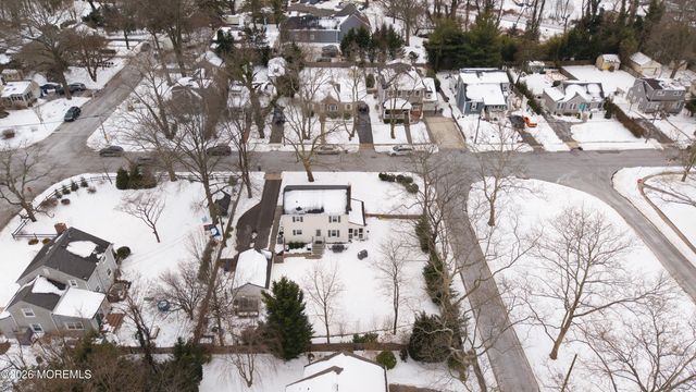 52 Rumson Place, Little Silver, NJ 07739