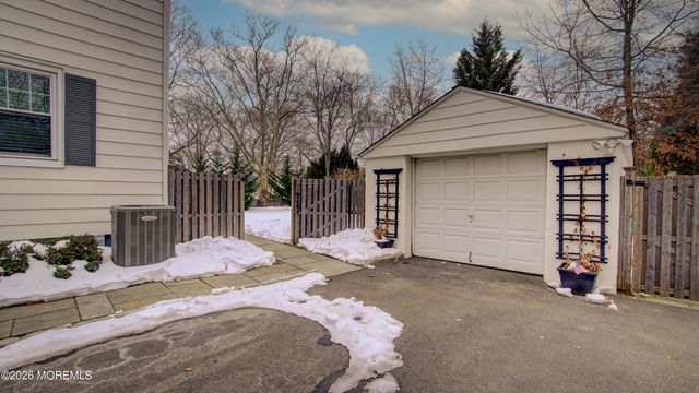 52 Rumson Place, Little Silver, NJ 07739