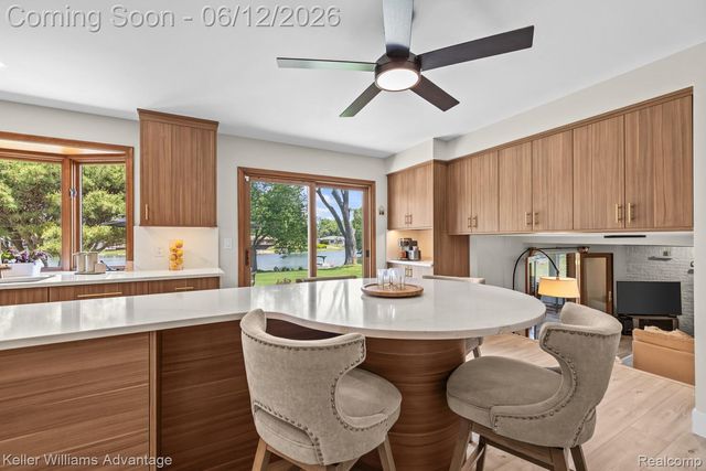 9110 Sandy Ridge Drive, White Lake Charter Township, MI 48386