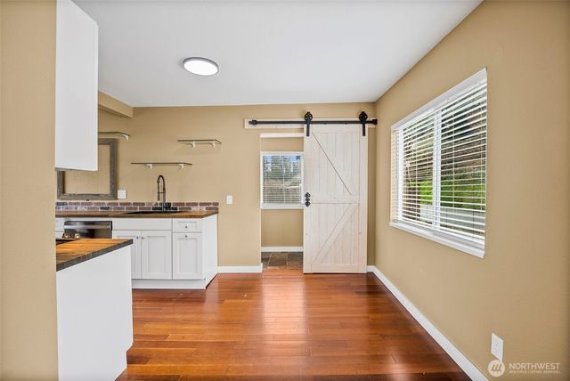 1805 Lawrence Street, Port Orchard, WA 98366