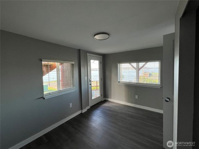 1805 Lawrence Street, Port Orchard, WA 98366