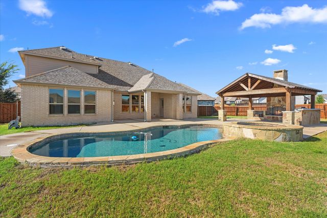 2044 Longbridge Road, Forney, TX 75126