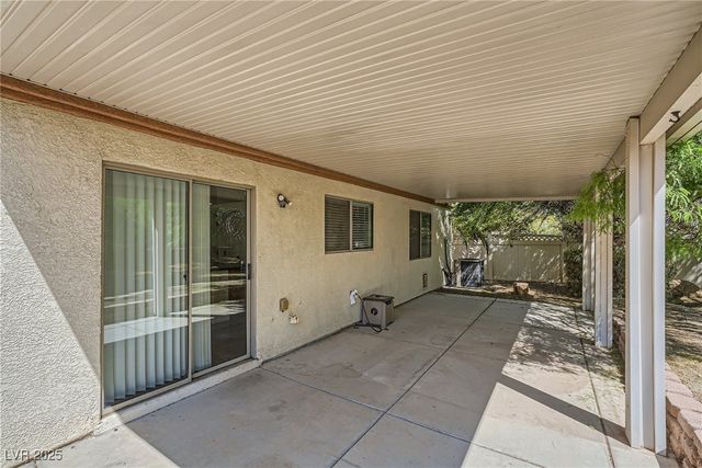 5716 Blizzard Breeze Street, North Las Vegas, NV 89081