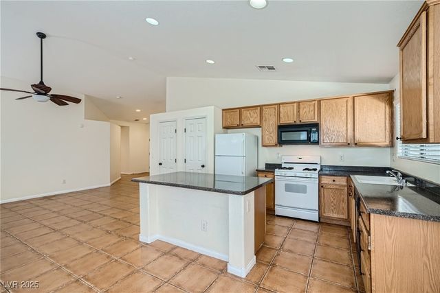 5716 Blizzard Breeze Street, North Las Vegas, NV 89081