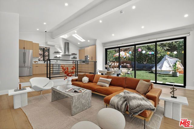 2603 Crestmoore Place, Los Angeles, CA 90065