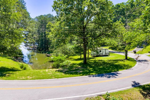 16129 Lakewood Drive, Sale Creek, TN 37373