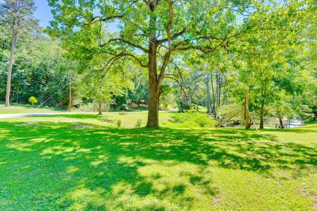 16129 Lakewood Drive, Sale Creek, TN 37373
