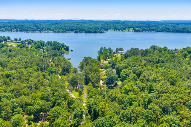 16129 Lakewood Drive, Sale Creek, TN 37373