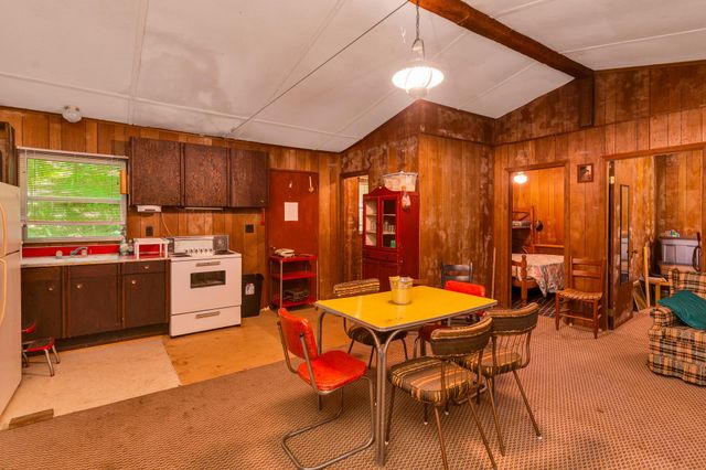 16129 Lakewood Drive, Sale Creek, TN 37373