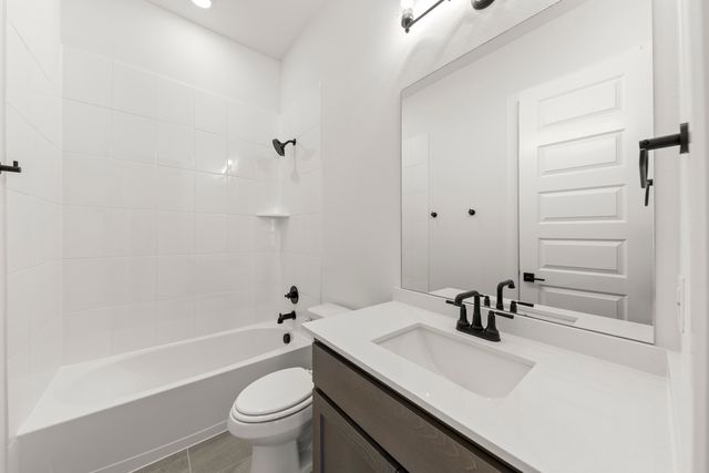 208 Links Court, Heath, TX 75126