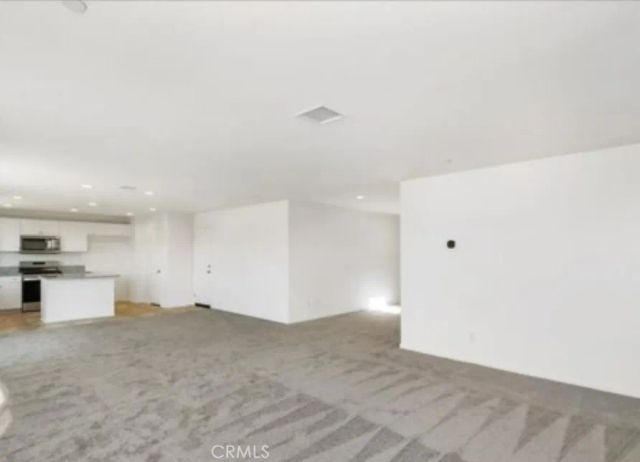 13845 RAVEN ST, Victorville, CA 92392