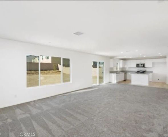 13845 RAVEN ST, Victorville, CA 92392