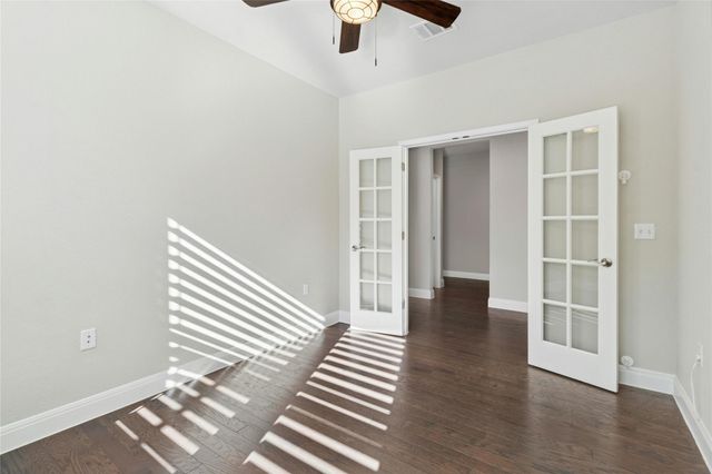 207 Longview LN, Georgetown, TX 78633