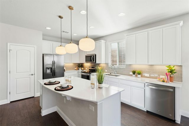 207 Longview LN, Georgetown, TX 78633