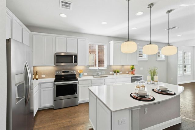 207 Longview LN, Georgetown, TX 78633