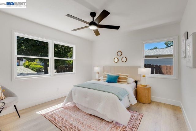 1210 Kendall Ct, Walnut Creek, CA 94595