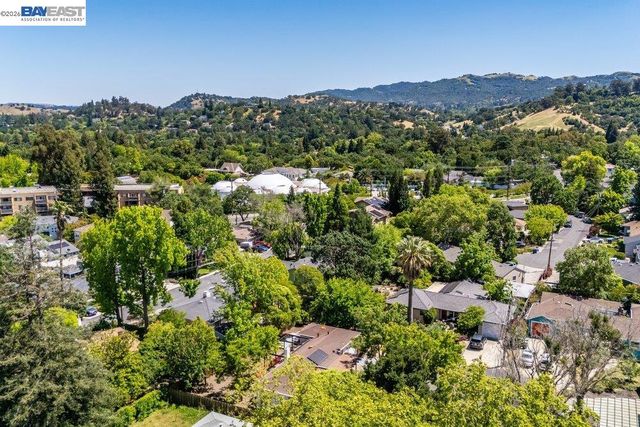 1210 Kendall Ct, Walnut Creek, CA 94595