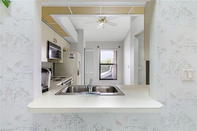 4620 SE 5th PL 206, Cape Coral, FL 33904