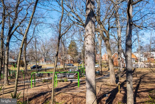 2900 LINDEN LN, Falls Church, VA 22042
