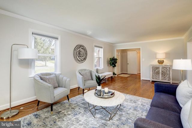 2900 LINDEN LN, Falls Church, VA 22042