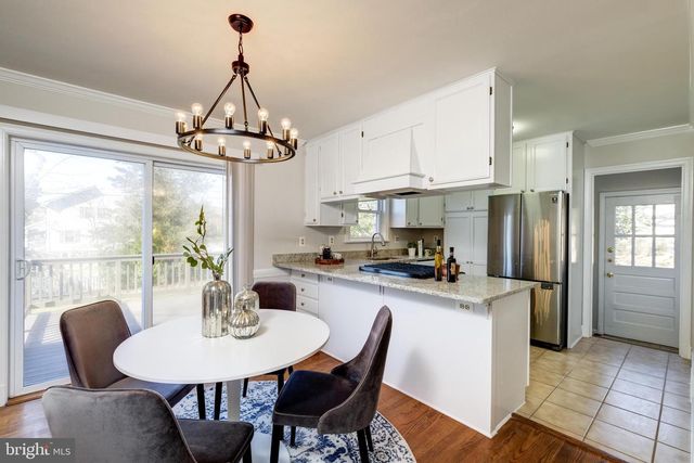 2900 LINDEN LN, Falls Church, VA 22042