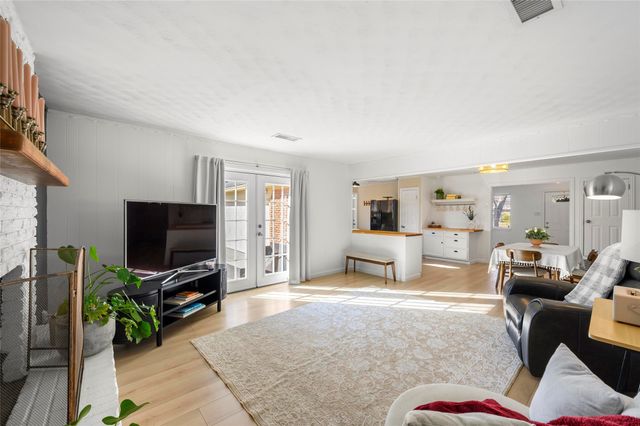 2814 Silvermeadow Lane, Corinth, TX 76210