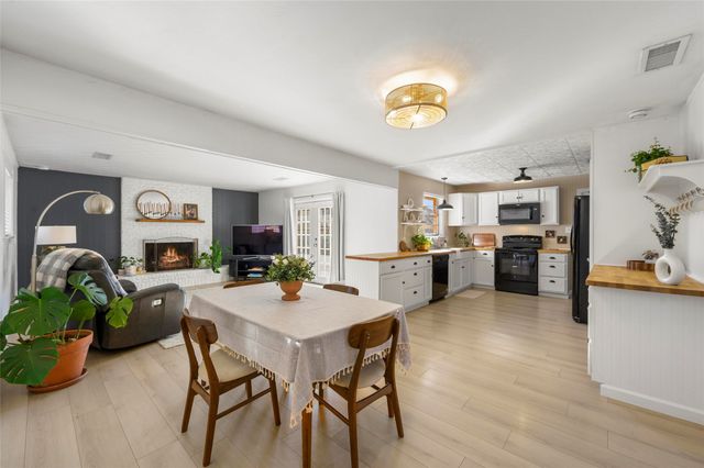 2814 Silvermeadow Lane, Corinth, TX 76210