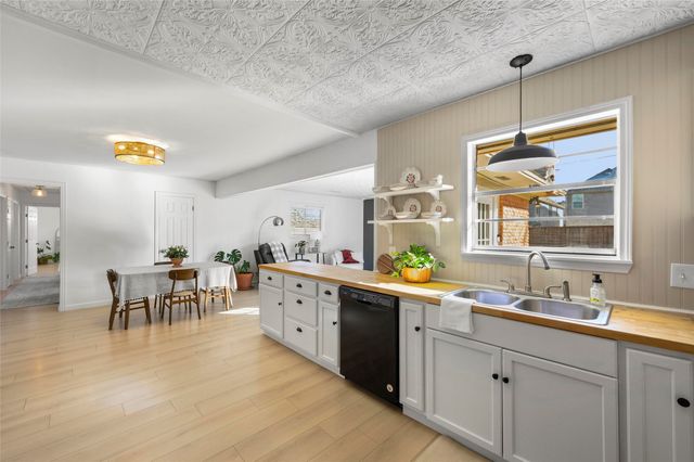 2814 Silvermeadow Lane, Corinth, TX 76210