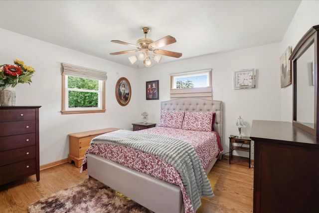 870 Dona Vista DRIVE, Waukesha, WI 53186