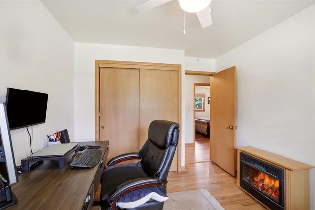 870 Dona Vista DRIVE, Waukesha, WI 53186