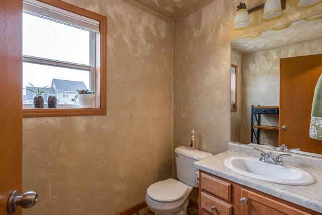 2642 MARATHON AVENUE, Neenah, WI 54956